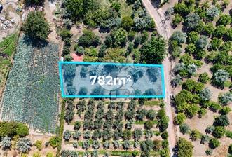 Emiralemde İmar Sınırında Satılık Tarla Elektrikli Yola Cepheli - 1 - 331195