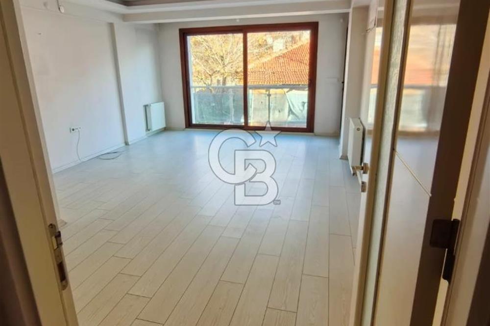 Bayraklı Emek’te Anadolu Caddesi Üzeri 3+1 | Krediye Uygun | Sahile 300 m