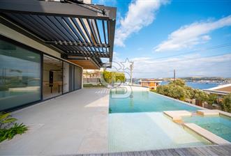 ÇEŞME FENERBURNUNDA ULTRA LÜKS 5+1 MÜSTAKİL TRIPLEKS VİLLA - 10 - 331197