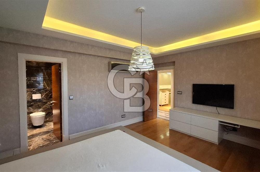 BAHÇEŞEHİR GÖKKUŞAĞI EVLERİ GÖLET MANZARALI SATILIK 4+1 DAİRE