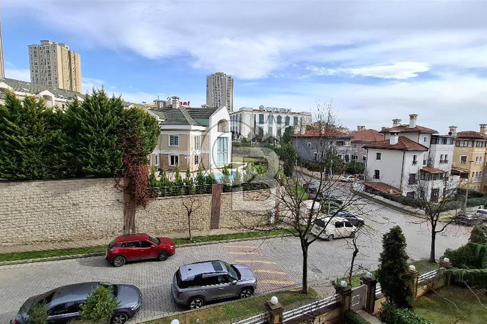 BAHÇEŞEHİR GÖKKUŞAĞI EVLERİ GÖLET MANZARALI SATILIK 4+1 DAİRE