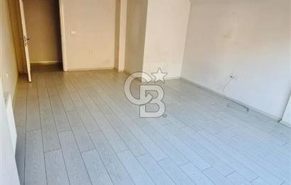 Bayraklı Emek’te Anadolu Caddesi Üzeri 3+1 | Krediye Uygun | Sahile 300 m