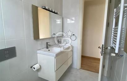 ERENKÖY DEĞERBİLİR SOKAK'TA GENİŞ FERAH KİRALIK 3+1