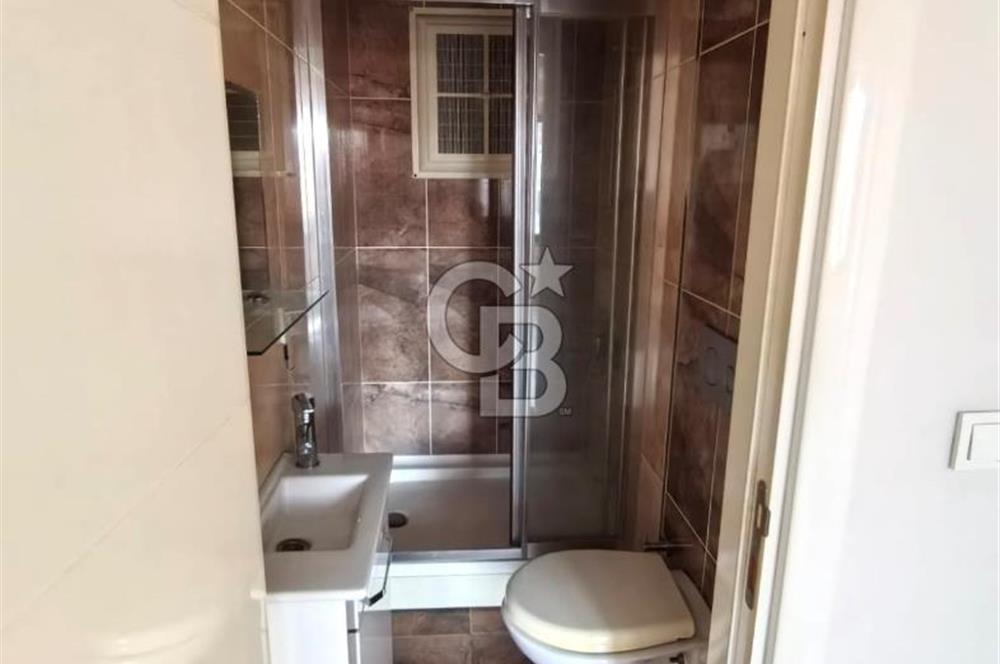 Bayraklı Emek’te Anadolu Caddesi Üzeri 3+1 | Krediye Uygun | Sahile 300 m