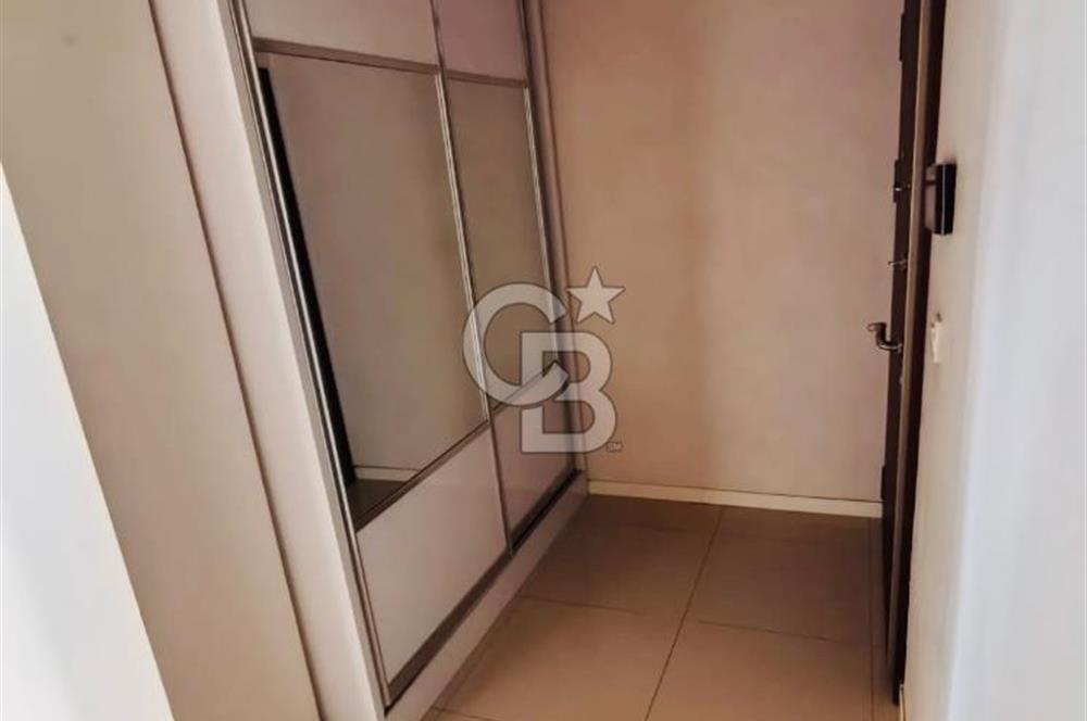 Bayraklı Emek’te Anadolu Caddesi Üzeri 3+1 | Krediye Uygun | Sahile 300 m