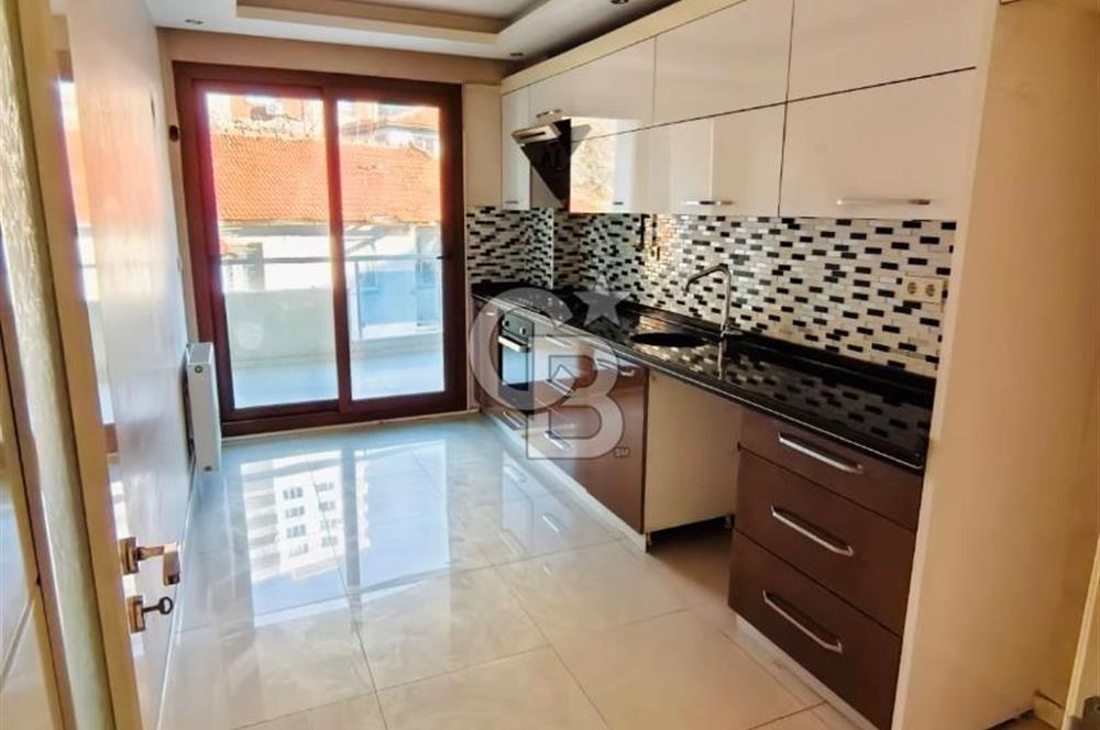 Bayraklı Emek’te Anadolu Caddesi Üzeri 3+1 | Krediye Uygun | Sahile 300 m