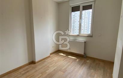 ERENKÖY DEĞERBİLİR SOKAK'TA GENİŞ FERAH KİRALIK 3+1