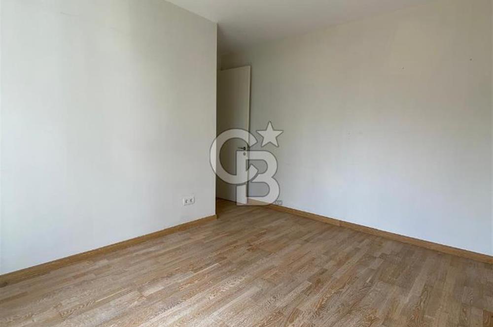 ERENKÖY DEĞERBİLİR SOKAK'TA GENİŞ FERAH KİRALIK 3+1