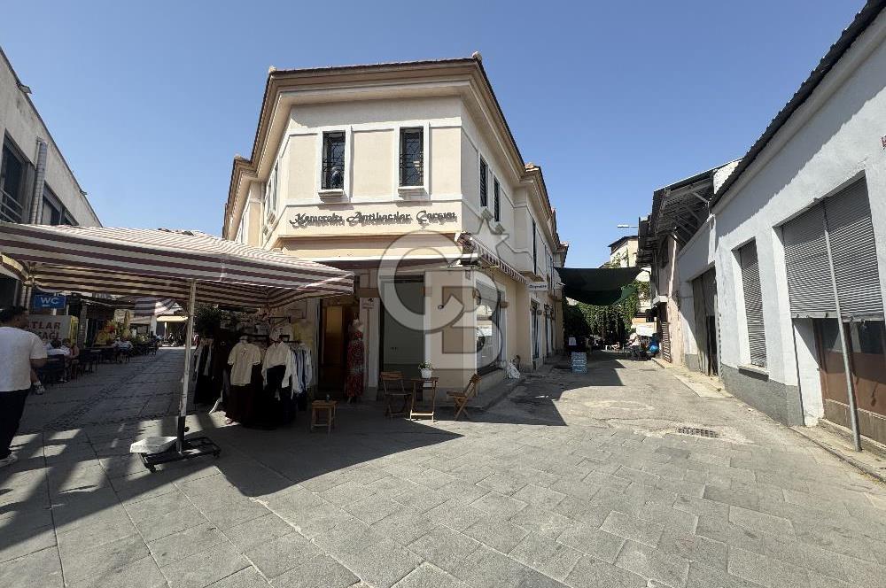 İZMİR, KEMERALTI, ANTİKACILARDA SU BAĞLANTILI 30 M2 DÜKKAN