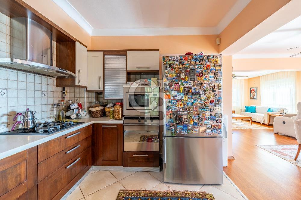 VİLLAKENT ŞÖMİNELİ GENİŞ BAHÇELİ SATILIK MÜSTAKİL TRİPLEKS VİLLA