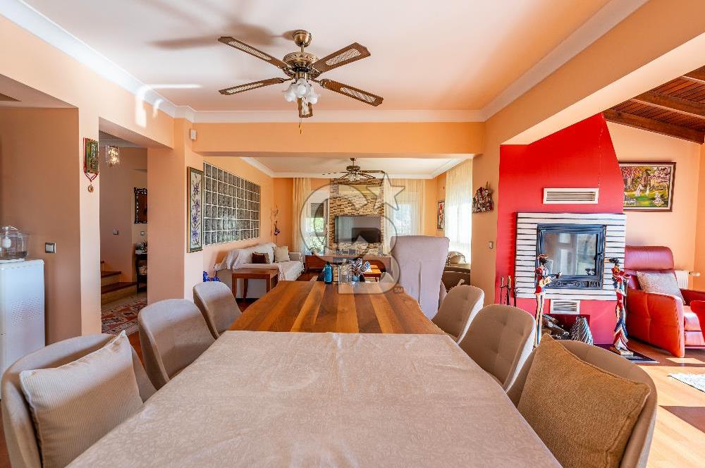 VİLLAKENT ŞÖMİNELİ GENİŞ BAHÇELİ SATILIK MÜSTAKİL TRİPLEKS VİLLA