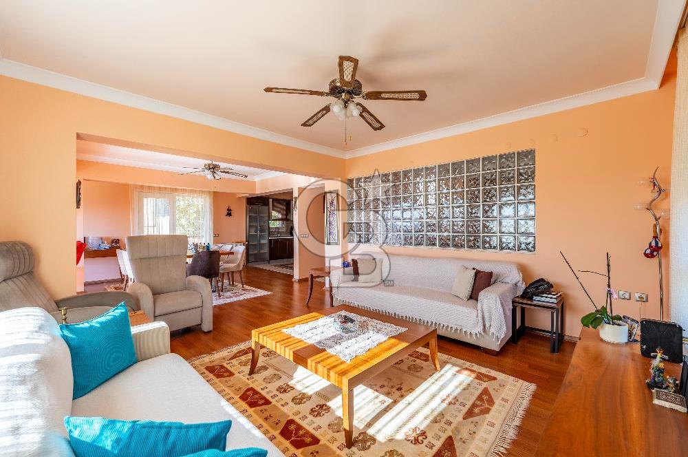 VİLLAKENT ŞÖMİNELİ GENİŞ BAHÇELİ SATILIK MÜSTAKİL TRİPLEKS VİLLA