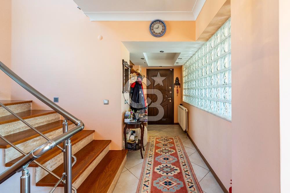 VİLLAKENT ŞÖMİNELİ GENİŞ BAHÇELİ SATILIK MÜSTAKİL TRİPLEKS VİLLA