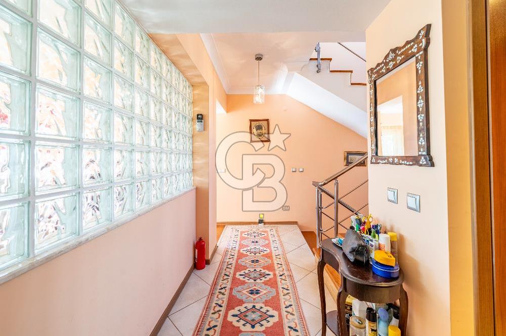 VİLLAKENT ŞÖMİNELİ GENİŞ BAHÇELİ SATILIK MÜSTAKİL TRİPLEKS VİLLA