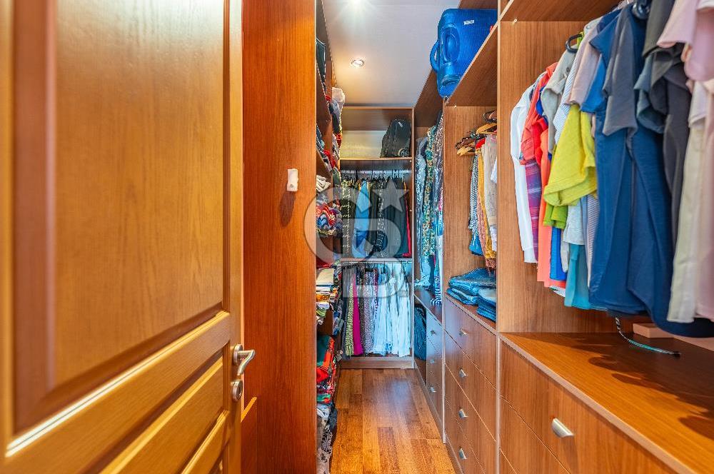 VİLLAKENT ŞÖMİNELİ GENİŞ BAHÇELİ SATILIK MÜSTAKİL TRİPLEKS VİLLA