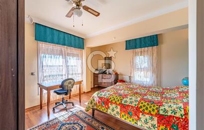 VİLLAKENT ŞÖMİNELİ GENİŞ BAHÇELİ SATILIK MÜSTAKİL TRİPLEKS VİLLA