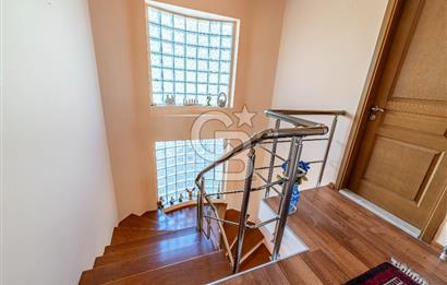 VİLLAKENT ŞÖMİNELİ GENİŞ BAHÇELİ SATILIK MÜSTAKİL TRİPLEKS VİLLA