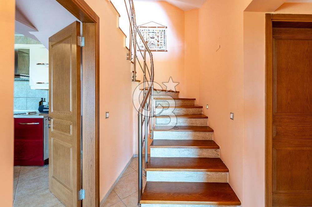 VİLLAKENT ŞÖMİNELİ GENİŞ BAHÇELİ SATILIK MÜSTAKİL TRİPLEKS VİLLA