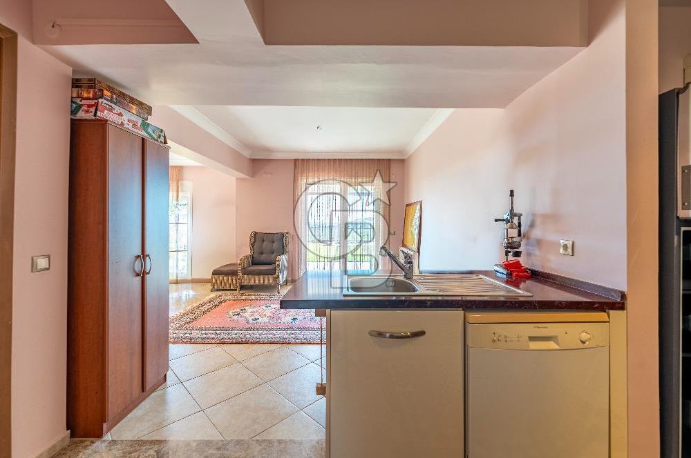 VİLLAKENT ŞÖMİNELİ GENİŞ BAHÇELİ SATILIK MÜSTAKİL TRİPLEKS VİLLA