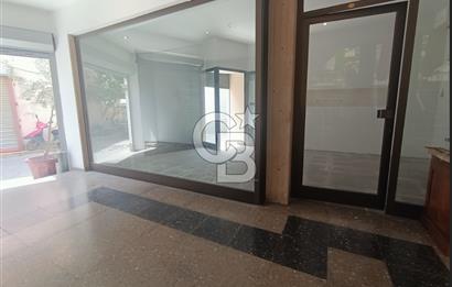 İZMİR, KEMERALTI, ANTİKACILARDA SU BAĞLANTILI 30 M2 DÜKKAN