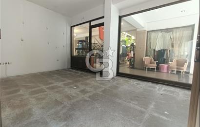 İZMİR, KEMERALTI, ANTİKACILARDA SU BAĞLANTILI 30 M2 DÜKKAN