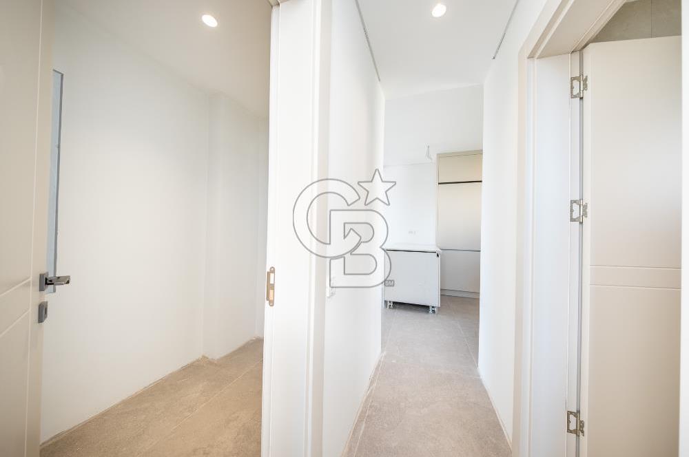 SEFERİHİSAR AKARCA DENİZ MANZARALI 3+1 SATILIK VİLLA