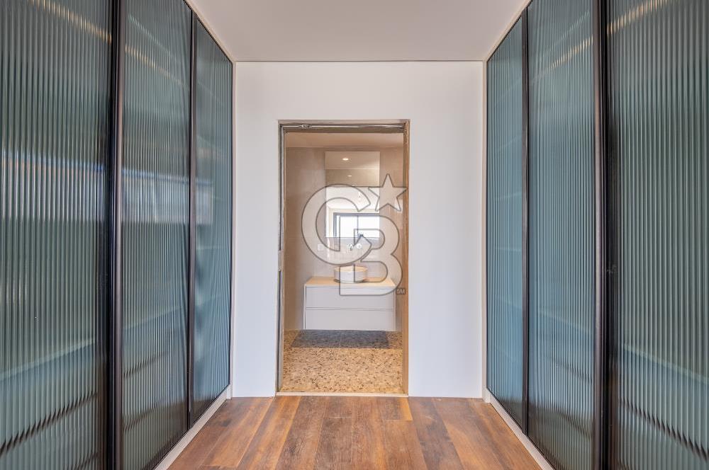 SEFERİHİSAR AKARCA DENİZ MANZARALI 3+1 SATILIK VİLLA