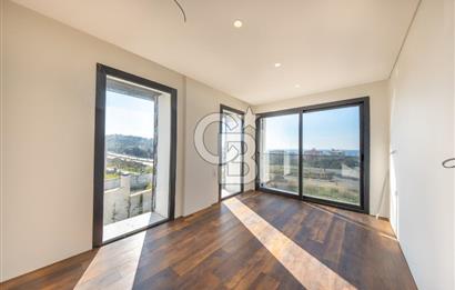 SEFERİHİSAR AKARCA DENİZ MANZARALI 3+1 SATILIK VİLLA