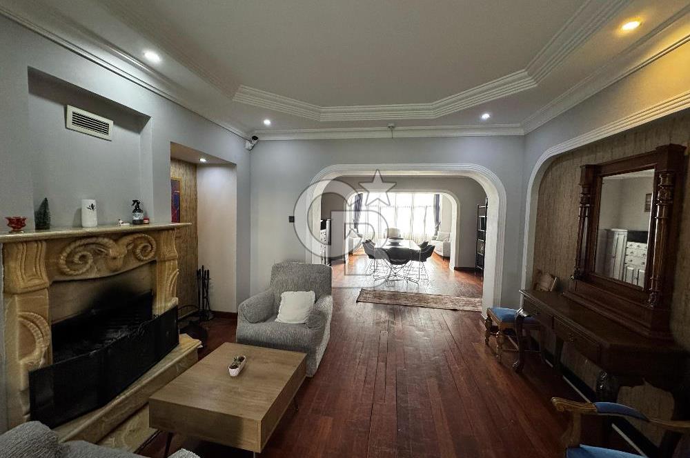 Ayvalık Çamlıkta Eşsiz Konumda Satılık Otel