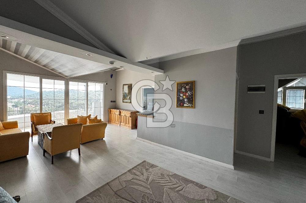 Ayvalık Çamlıkta Eşsiz Konumda Satılık Otel