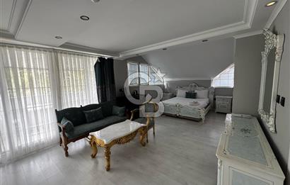 Ayvalık Çamlıkta Eşsiz Konumda Satılık Otel