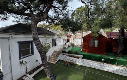 Ayvalık Çamlıkta Eşsiz Konumda Satılık Otel