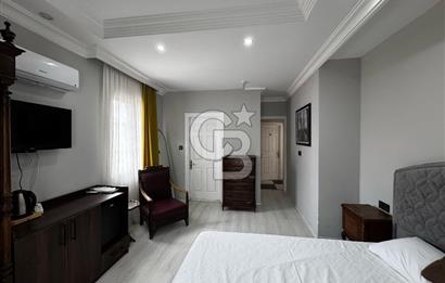 Ayvalık Çamlıkta Eşsiz Konumda Satılık Otel