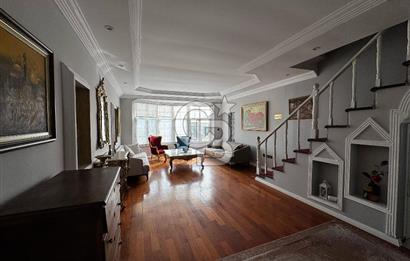 Ayvalık Çamlıkta Eşsiz Konumda Satılık Otel