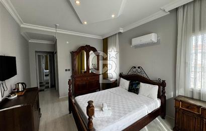 Ayvalık Çamlıkta Eşsiz Konumda Satılık Otel