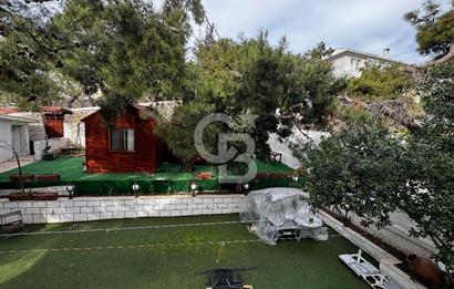 Ayvalık Çamlıkta Eşsiz Konumda Satılık Otel