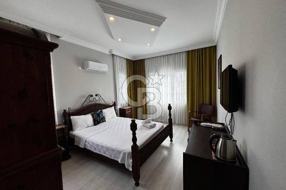 Ayvalık Çamlıkta Eşsiz Konumda Satılık Otel