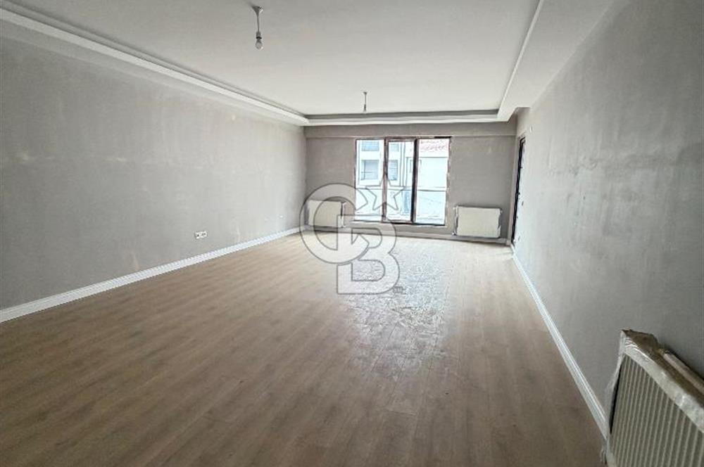 Karşıyaka’da 4+1 Satılık Daire 