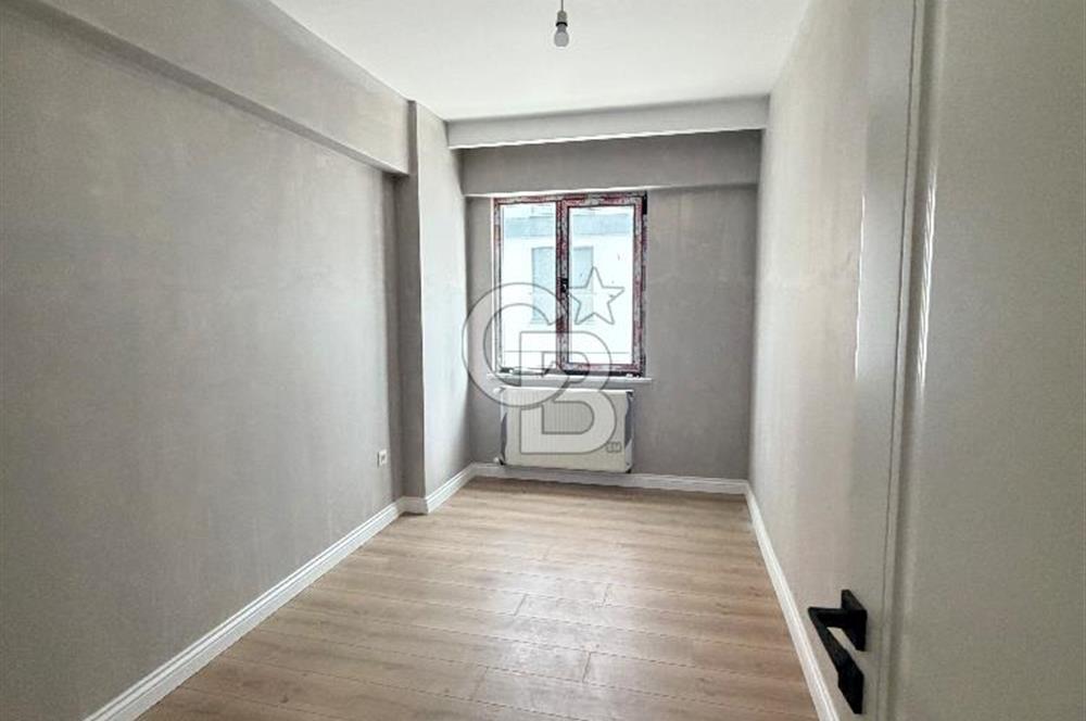 Karşıyaka’da 4+1 Satılık Daire 