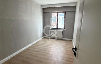 Karşıyaka’da 4+1 Satılık Daire 