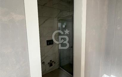 Karşıyaka’da 4+1 Satılık Daire 