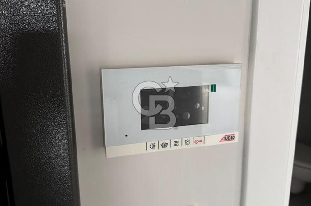 İstiklal Cad. Üzeri | Sıfır | 3+1 | Çift Banyolu | 160 m² Ortak Teras | Otoparklı