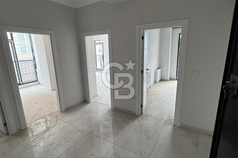 İstiklal Cad. Üzeri | Sıfır | 3+1 | Çift Banyolu | 160 m² Ortak Teras | Otoparklı
