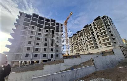 BULVAR CEPHELİ SİTE İÇERİSİNDE GENİŞ EBEVEYN ODALI 3+1 DAİRE