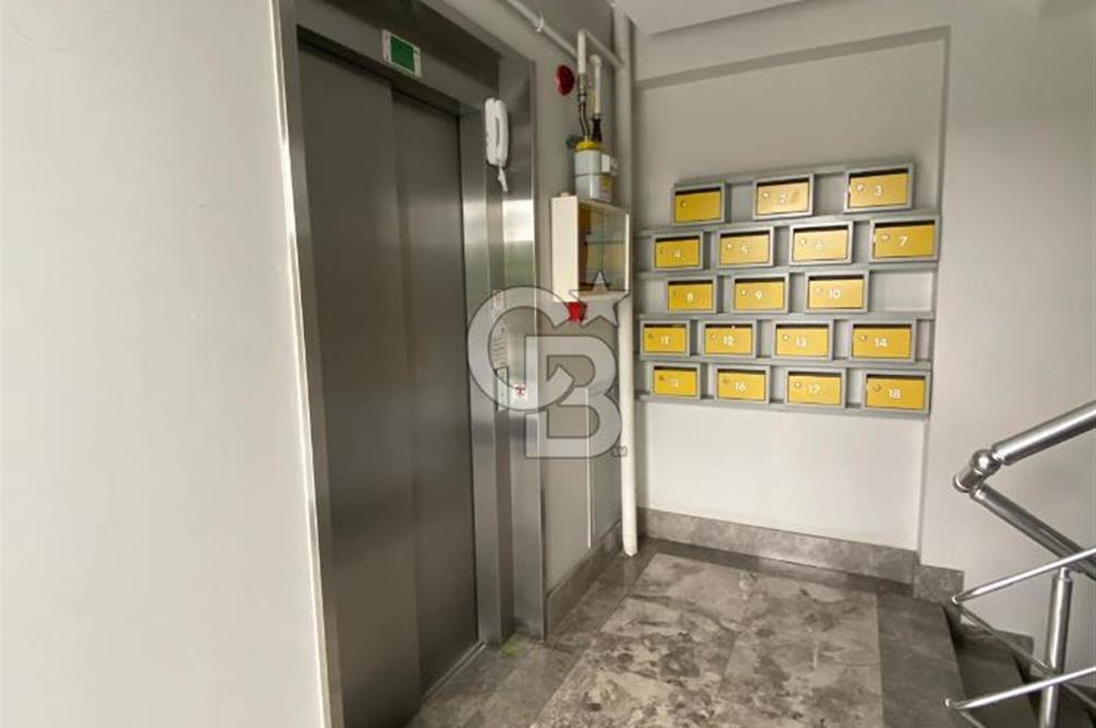 ERENKÖY DEĞERBİLİR SOKAK'TA GENİŞ FERAH KİRALIK 3+1