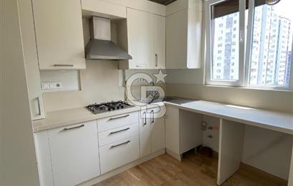 ERENKÖY DEĞERBİLİR SOKAK'TA GENİŞ FERAH KİRALIK 3+1