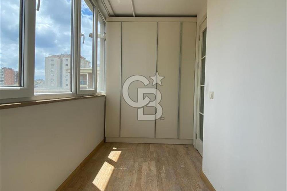 ERENKÖY DEĞERBİLİR SOKAK'TA GENİŞ FERAH KİRALIK 3+1