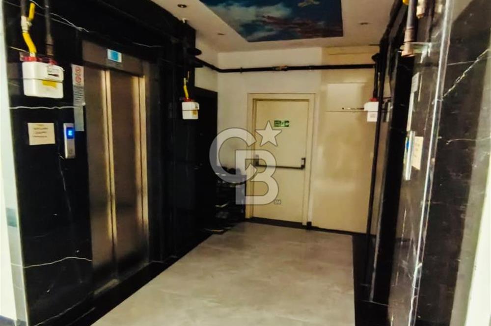 Bayraklı Emek’te Anadolu Caddesi Üzeri 3+1 | Krediye Uygun | Sahile 300 m