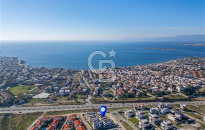 SEFERİHİSAR AKARCA'DA DENİZ MANZARALI 4+2 SATILIK VİLLA