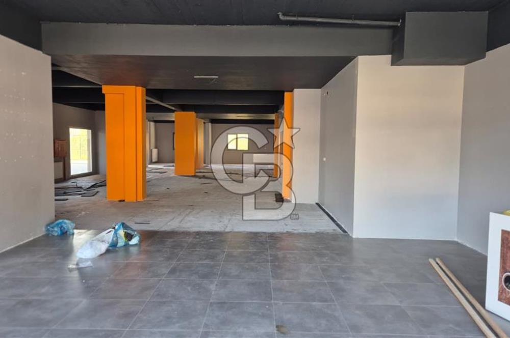 Bornova Ergene Sedeftepe Vadi Evlerinde 382 m2 Yapılı Boş Dükkân